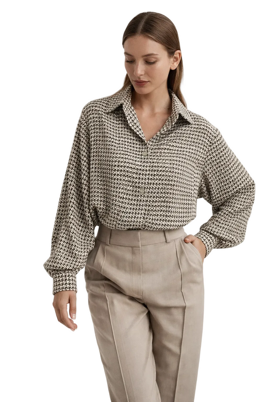 Damenbluse mit grafischem Print