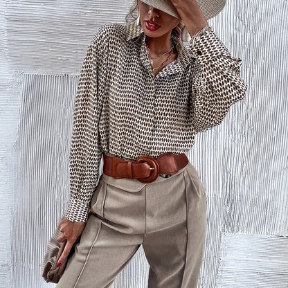 Damenbluse mit grafischem Print